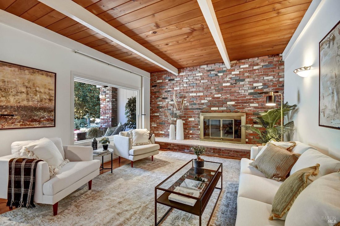 House in San Anselmo, California, United States 1 - 17979750