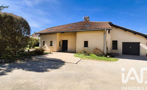 Casa a Chateau-Gaillard, Auvergne-Rodano-Alpi, Francia 1