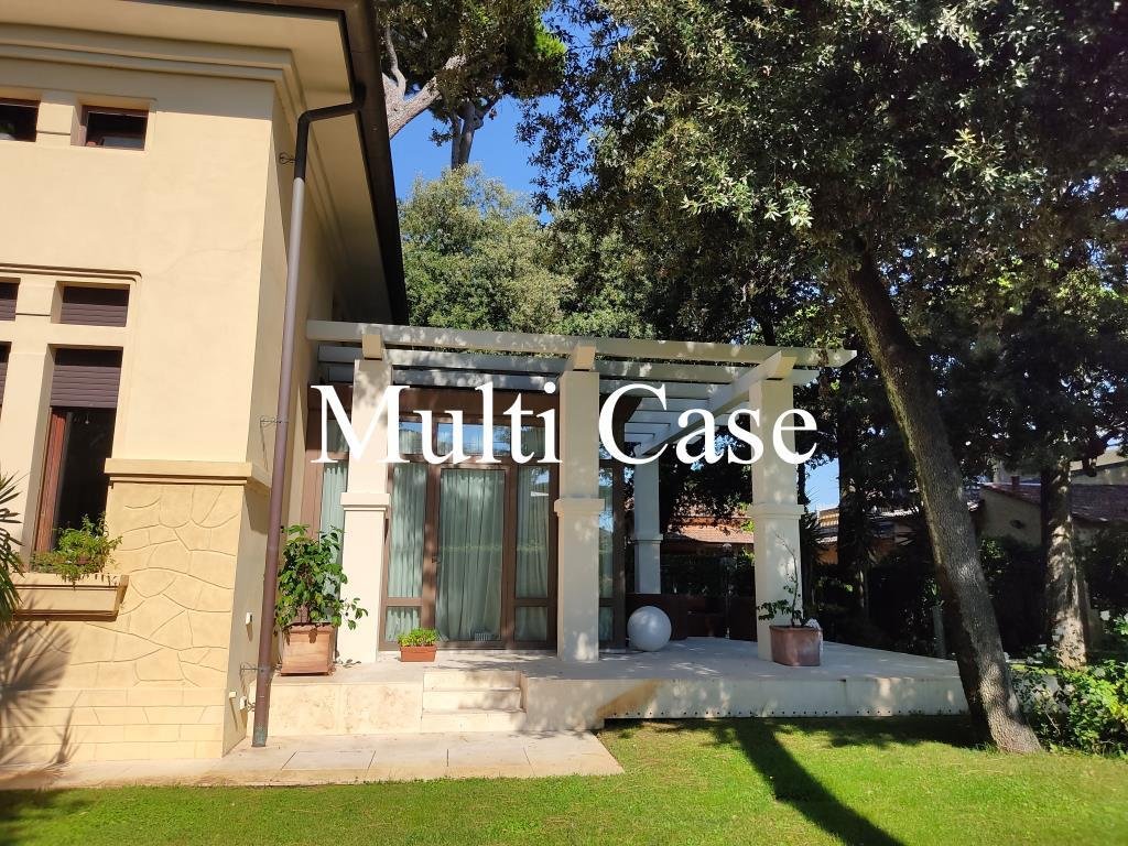 Villa in Lido di Camaiore, Camaiore, Tuscany 4 - 17978380