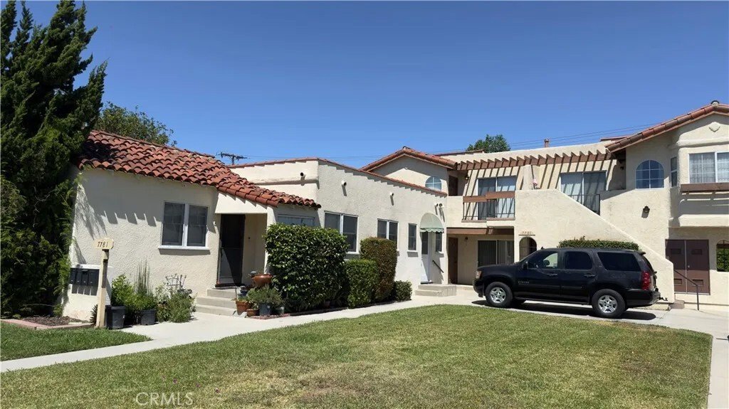 Westminster, California, United States 3 - 17725079