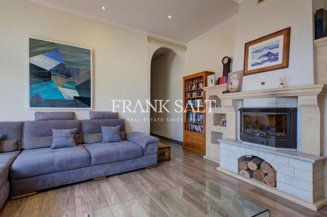 Apartment in Victoria, Malta 3 - 15600161