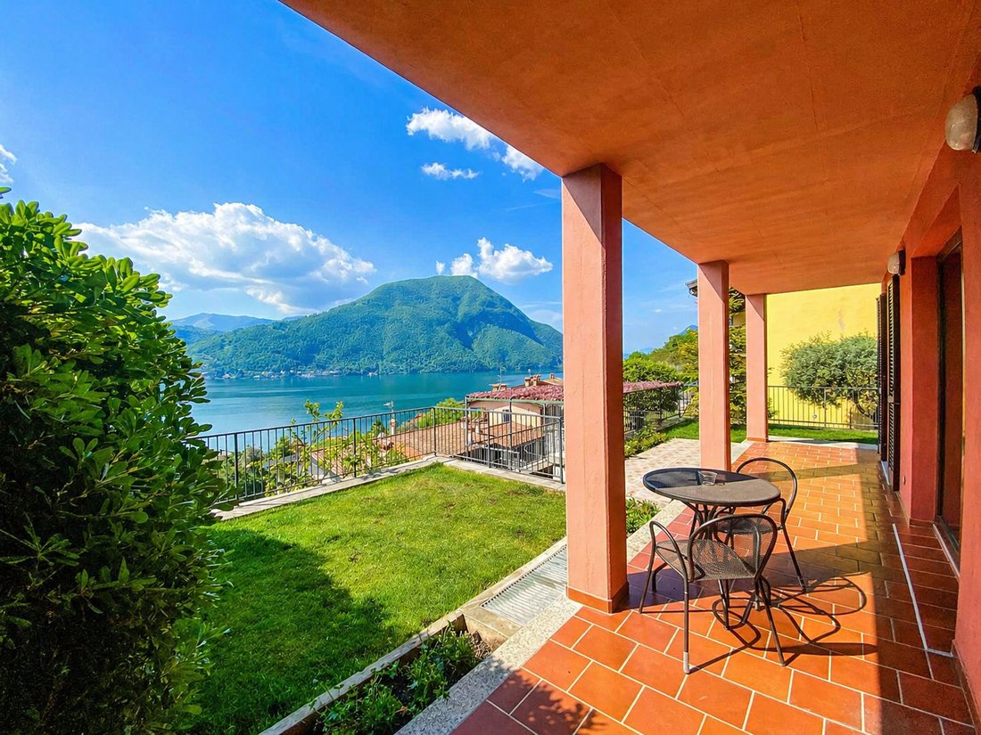 Villa in Valsolda, Lombardy, Italy 2 - 17981528