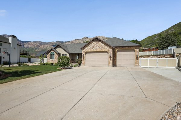 Maison à Ogden, Utah, États-Unis 3 - 17981679