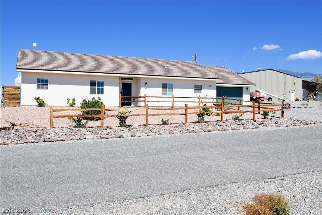 House in Pahrump, Nevada, United States 1 - 17981564
