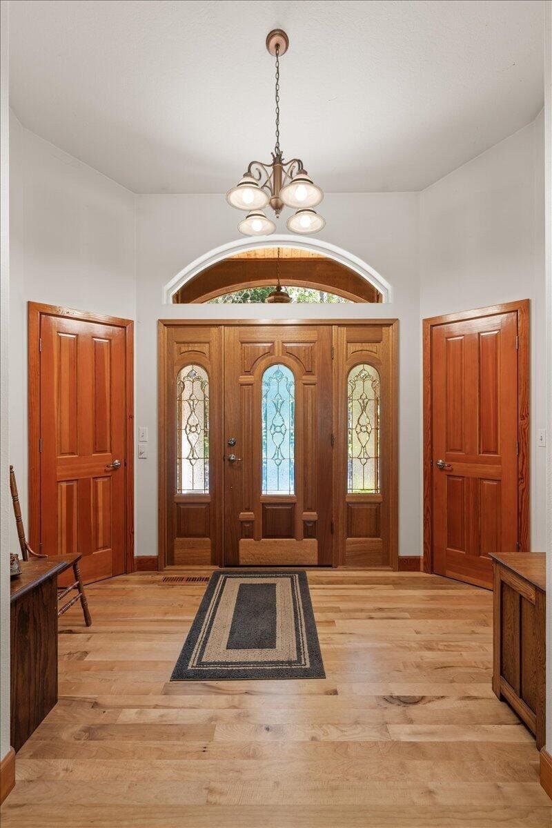 House in Grants Pass, Oregon, United States 5 - 17981596