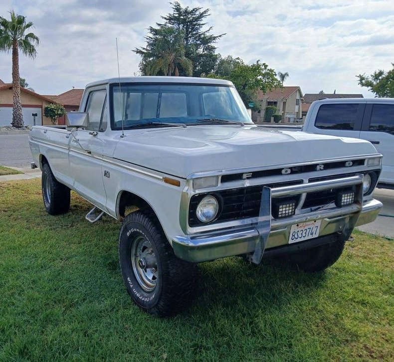 Pickup in Glendale, United States 2 - 17982044