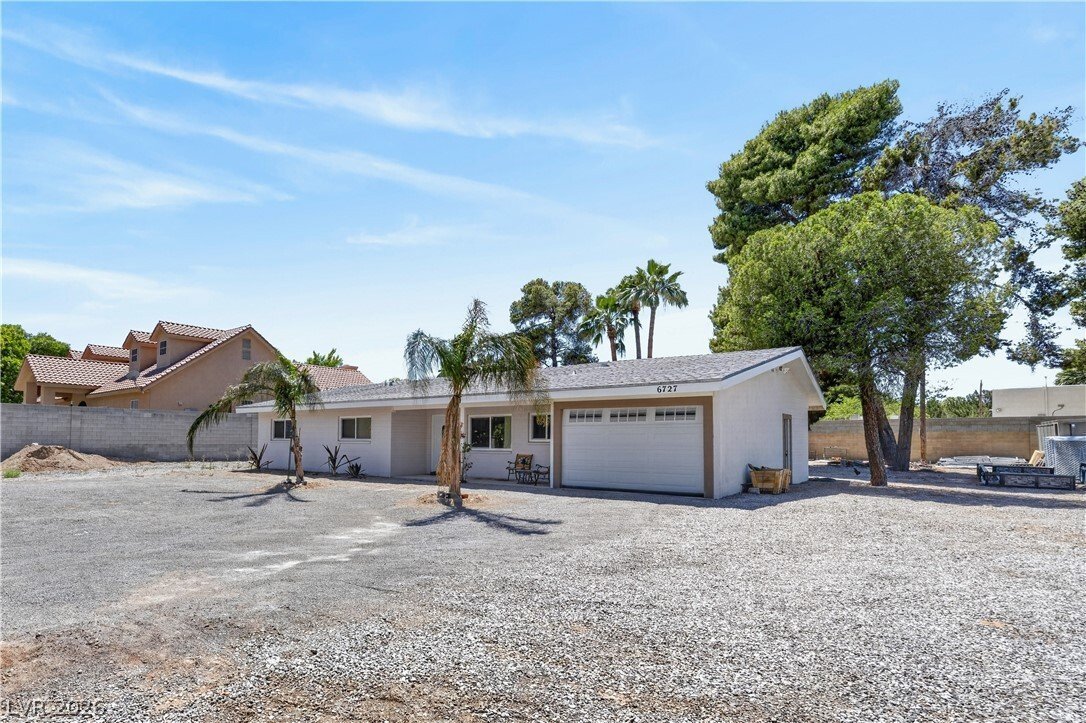House in Las Vegas, Nevada, United States 2 - 17981551