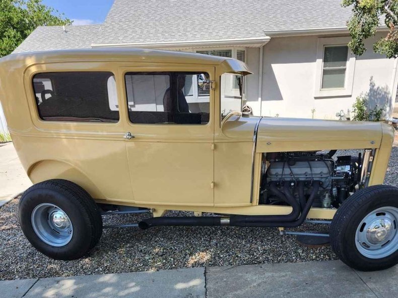Sedan in Glendale, United States 4 - 17982064