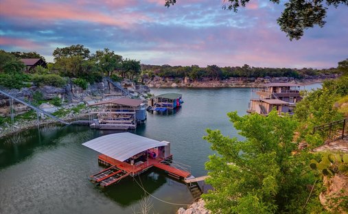 House in Spicewood, Texas, United States 1