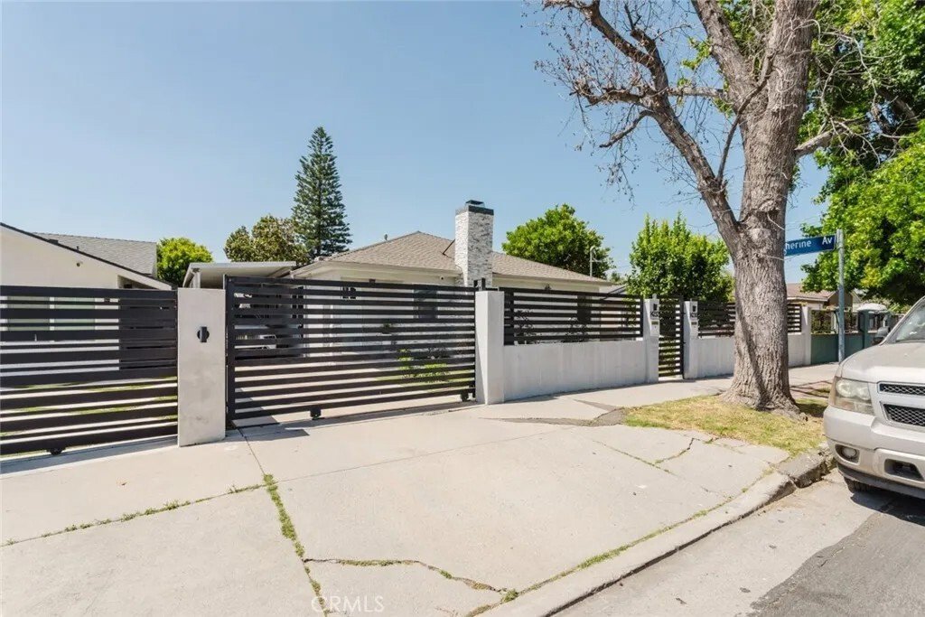 House in Los Angeles, California, United States 1 - 17982219