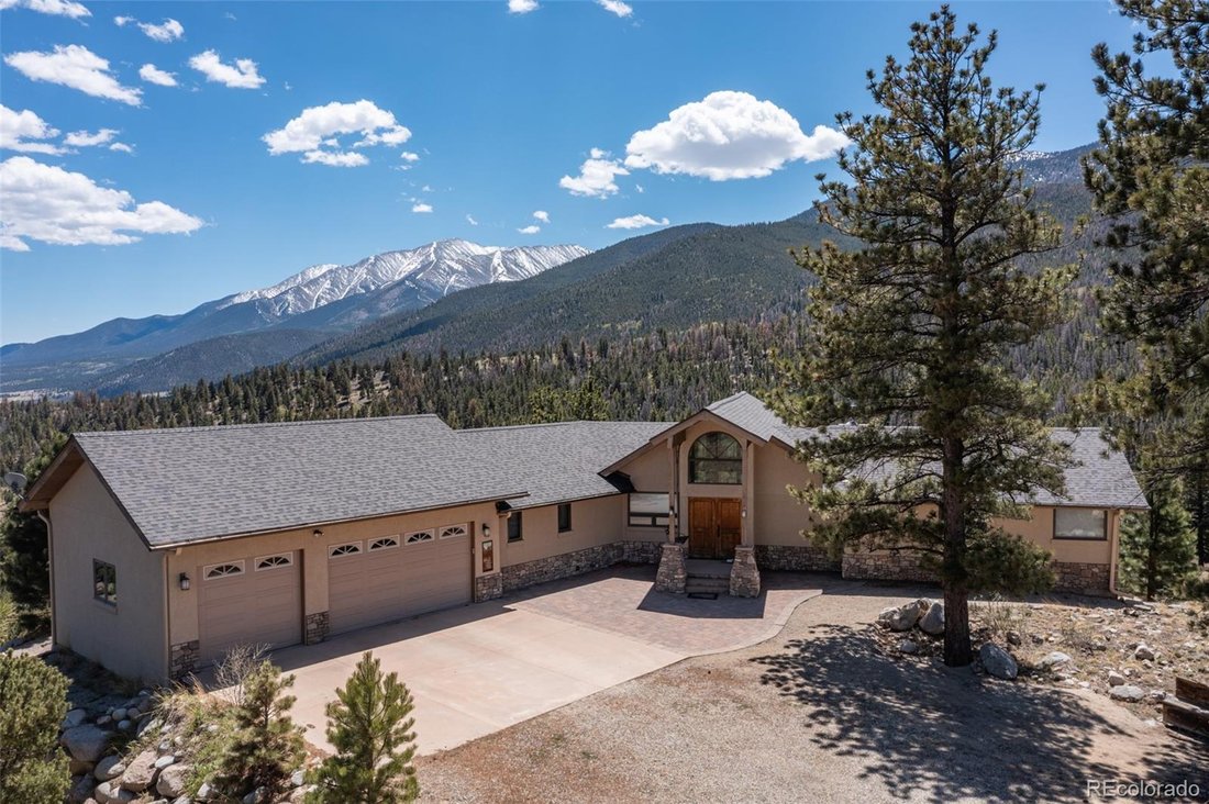 House in Buena Vista, Colorado, United States 1 - 17981723
