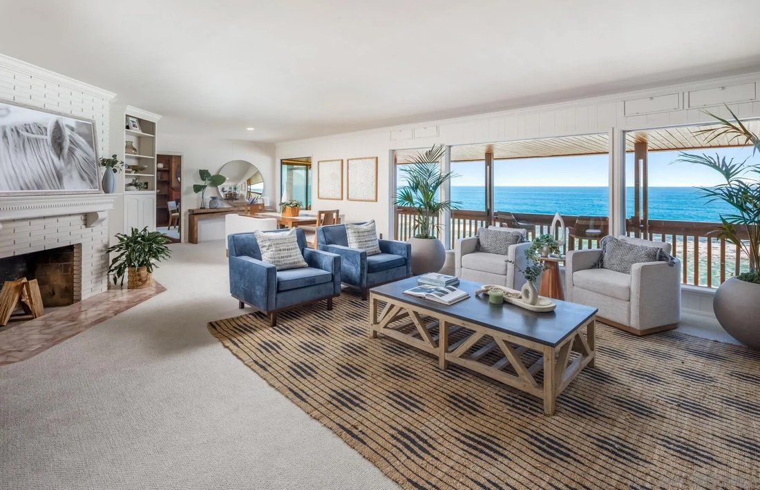 Carlsbad, California, United States 5 - 17982161