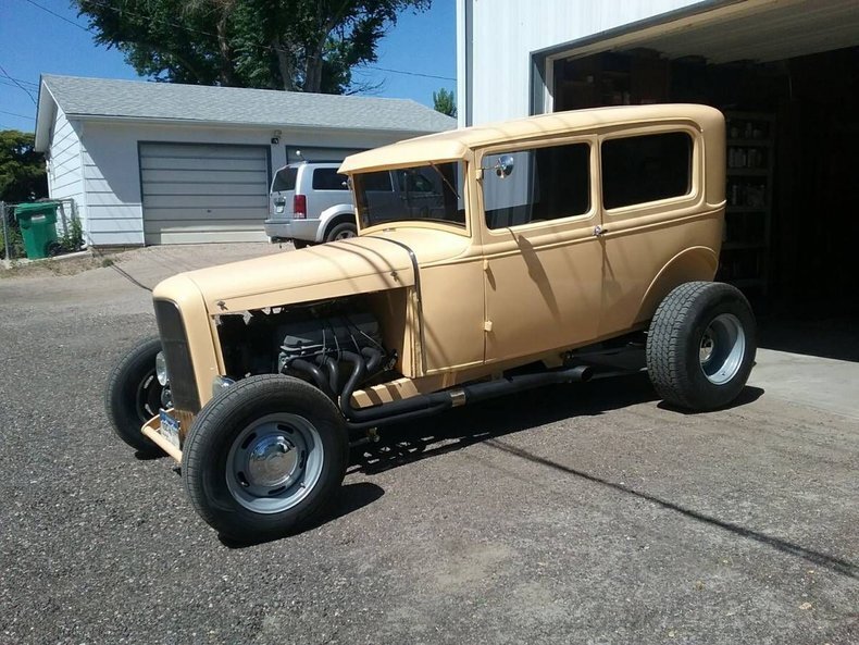 Sedan in Glendale, United States 1 - 17982064