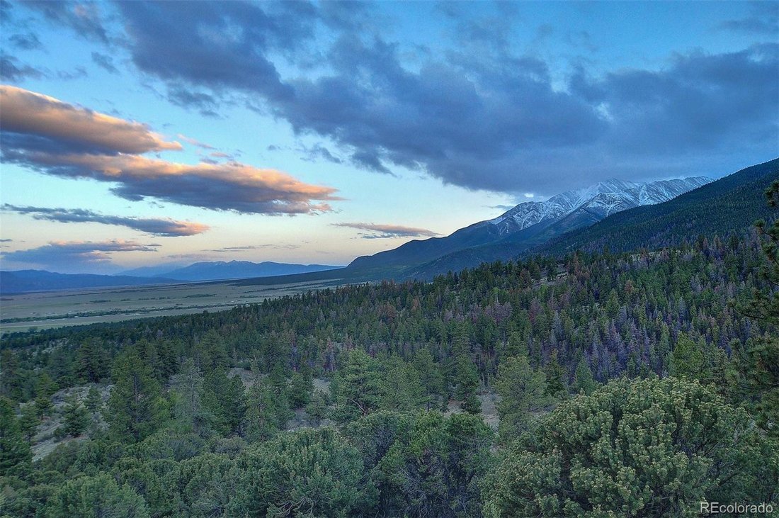 House in Buena Vista, Colorado, United States 2 - 17981723