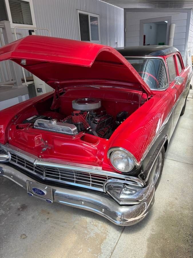 Coupe in Glendale, United States 4 - 17982070