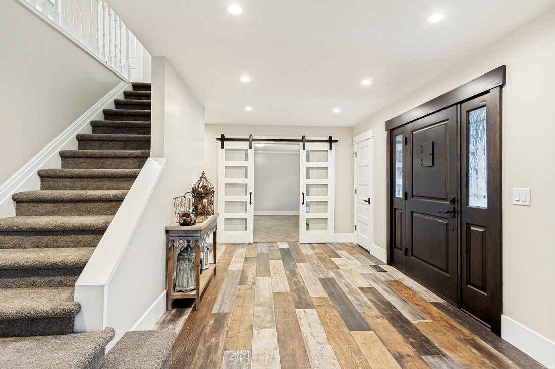 House in Sandy, Utah, United States 5 - 17981669