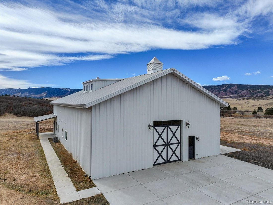 House in Sedalia, Colorado, United States 3 - 17981722