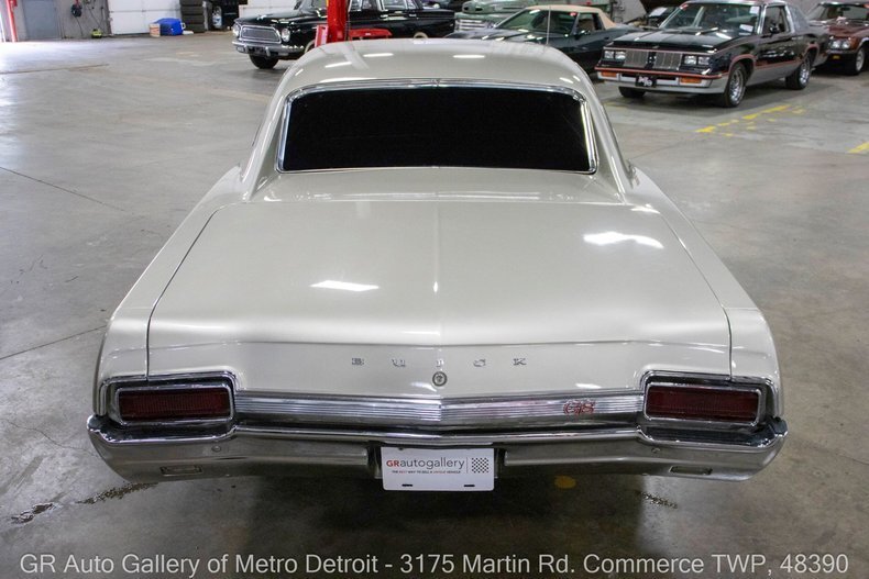 "West Coast Cruisin" in Commerce Twp, United States 5 - 17982470