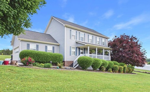 House in Riceville, Tennessee, United States 1