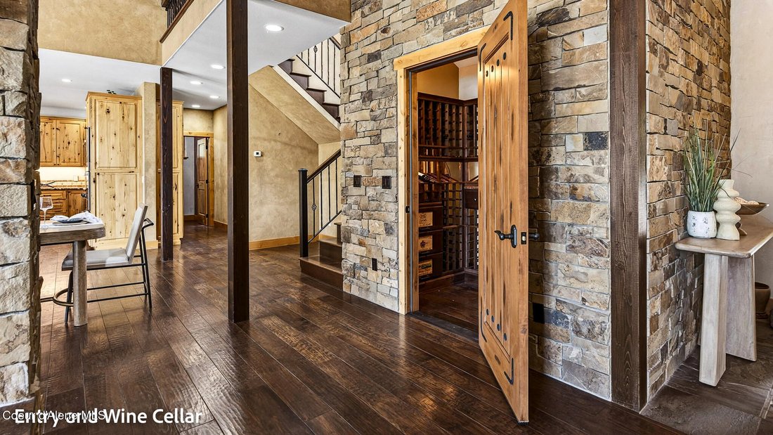 House in Sandpoint, Idaho, United States 4 - 17982109