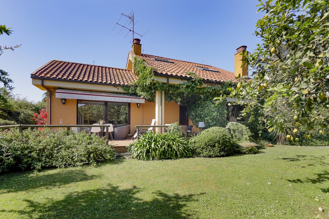 House in Distrito Rural, Gijon / Xixon, Spain 3 - 17982532