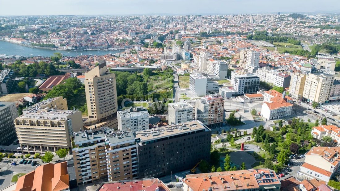 Apartment in Lodares, Porto District, Portugal 4 - 17982575