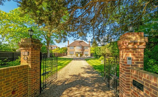 House in Datchet, England 1