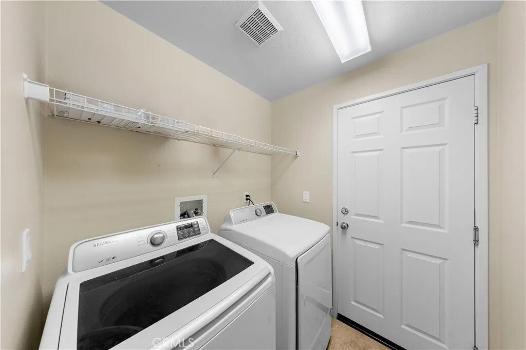 Condo in Irvine, California, United States 5 - 17982228