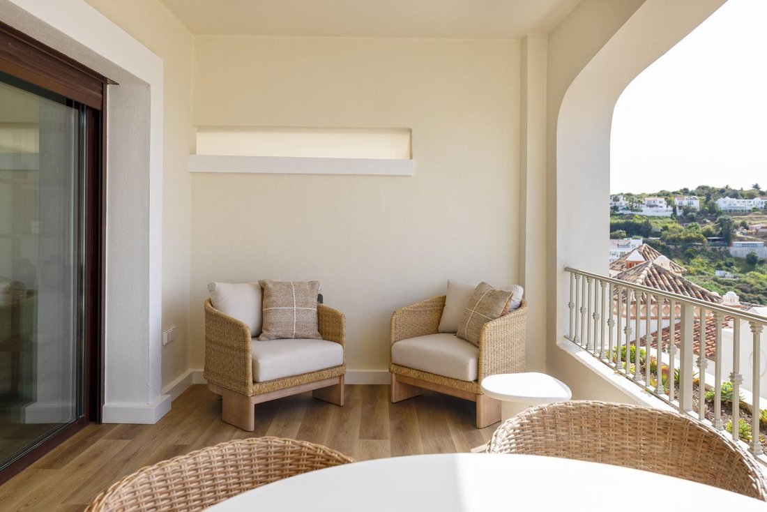 Villa in Estepona, Andalusia, Spain 2 - 16908603