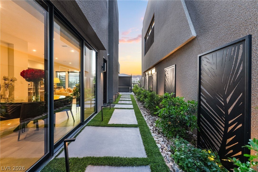 House in Henderson, Nevada, United States 3 - 17981548