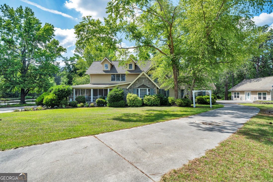House in Adrian, Georgia, United States 4 - 17882658