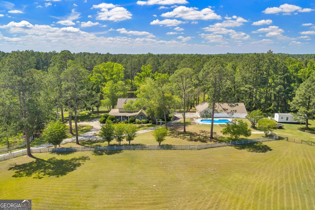 House in Adrian, Georgia, United States 1 - 17882658