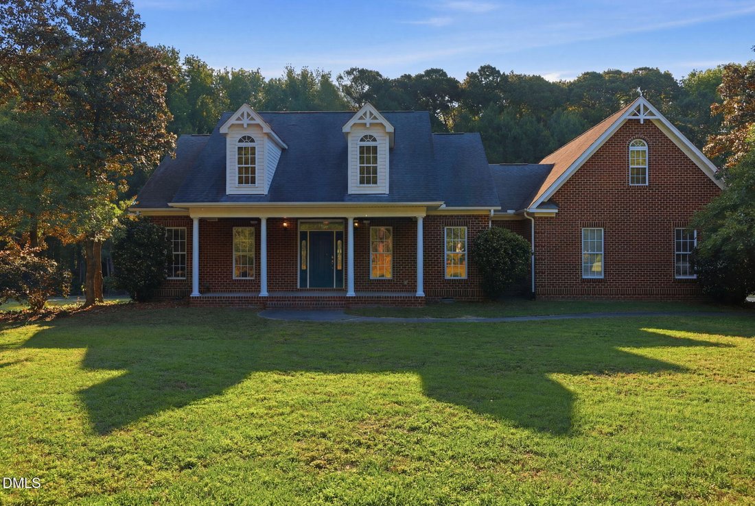 House in Zebulon, North Carolina, United States 1 - 17981762