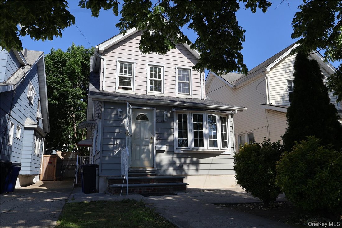 House in New York, New York, United States 1 - 17981817