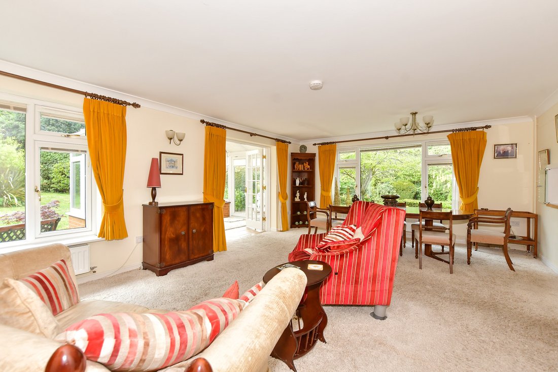 Bungalow in Shepherdswell (Shepherdswell with Coldred), Shepherdswell, England 3 - 17982349