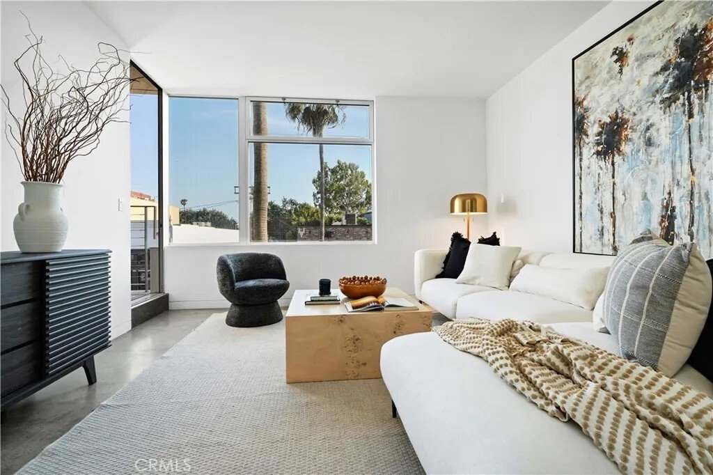 Condo in Los Angeles, California, United States 1 - 17982207