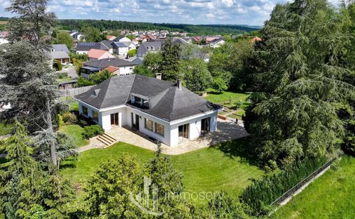 Casa a Neufchef, Grande Est, Francia 1