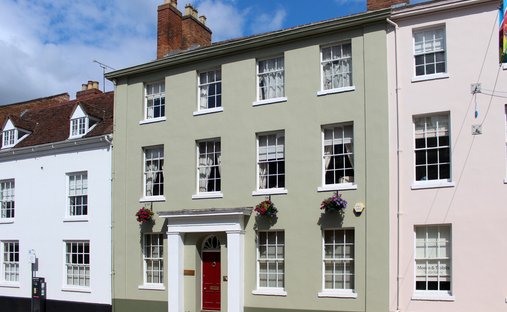 Townhouse in Bridge End, Warwick, England 1