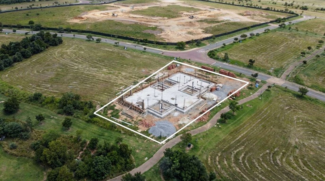 Land in Halfway House Estate, Gauteng, South Africa 3 - 17904745