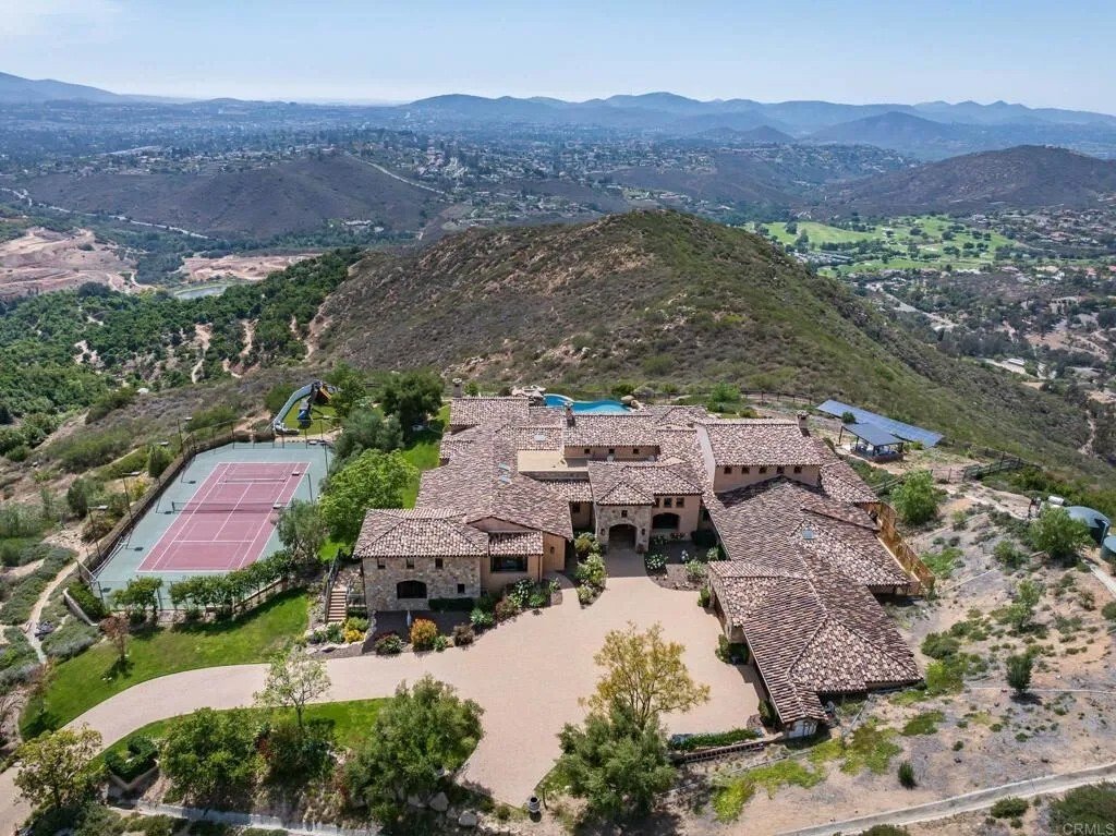 House in Poway, California, United States 3 - 17982142