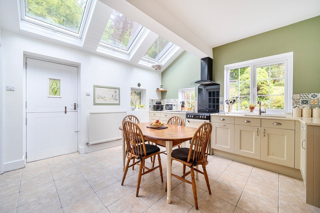 House in Lustleigh, England 4 - 17982266