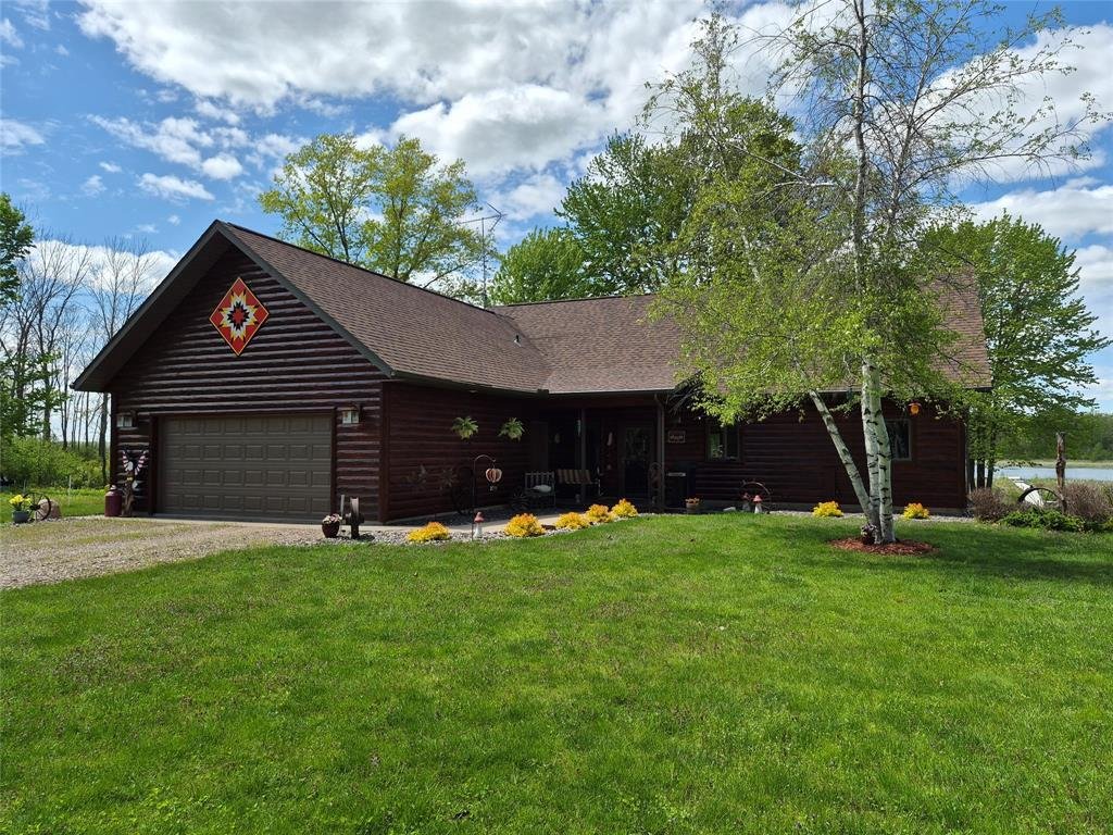 House in New Auburn, Wisconsin, United States 4 - 17981582