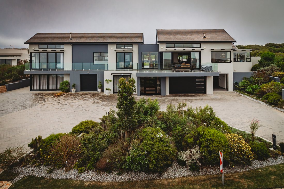 House in George, Western Cape, South Africa 2 - 17982656