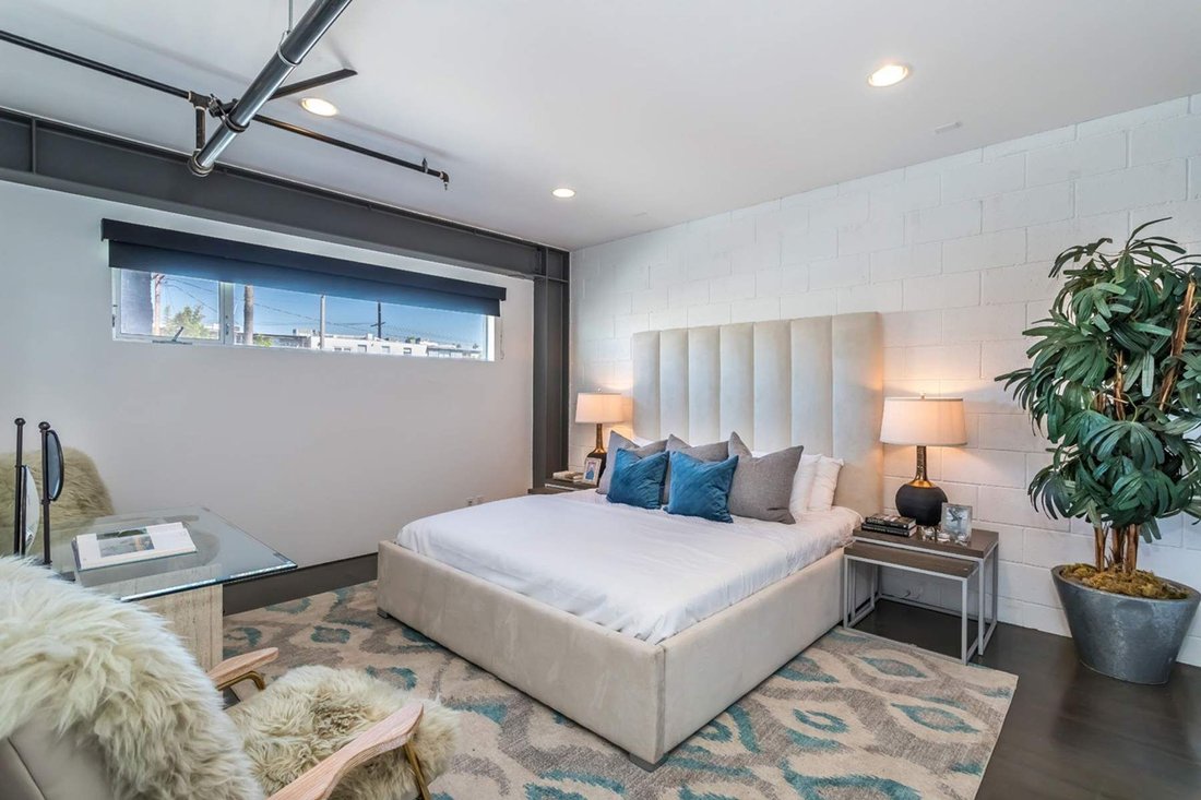 House in Los Angeles, California, United States 4 - 17982547