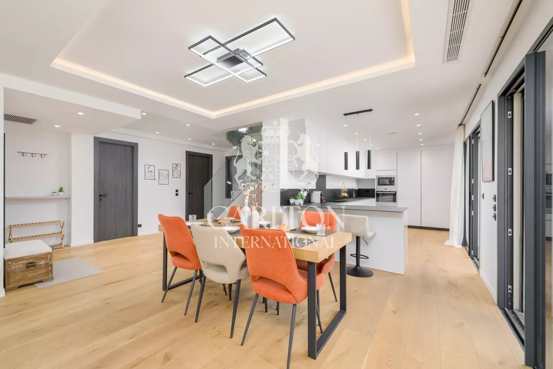 Villa in Mougins, Provence-Alpes-Côte d'Azur, France 5 - 15940868