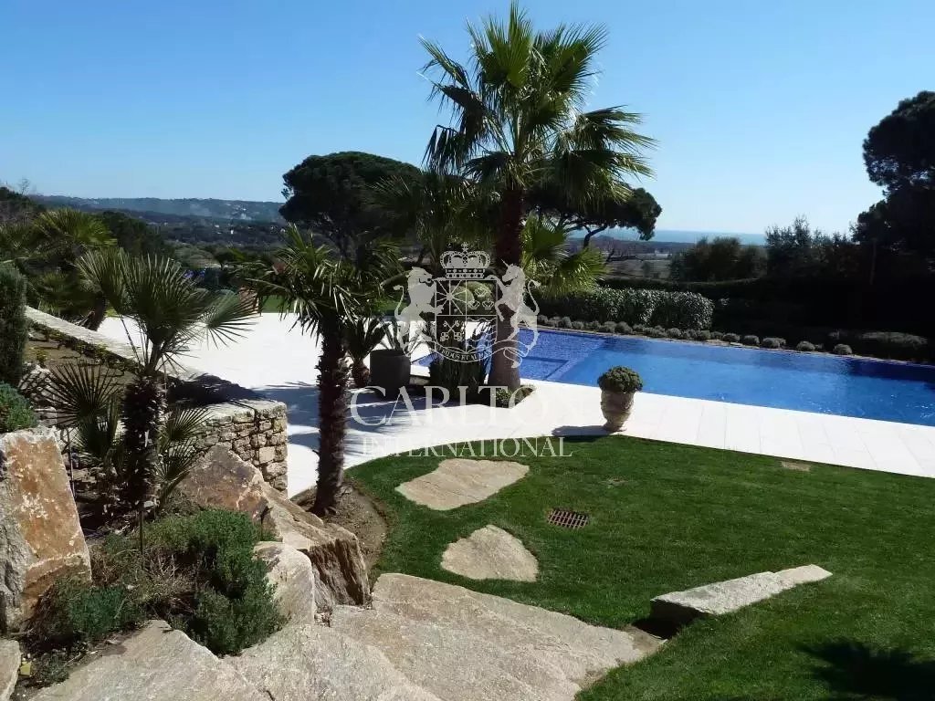 Villa in Ramatuelle, Provence-Alpes-Côte d'Azur, France 2 - 17377311