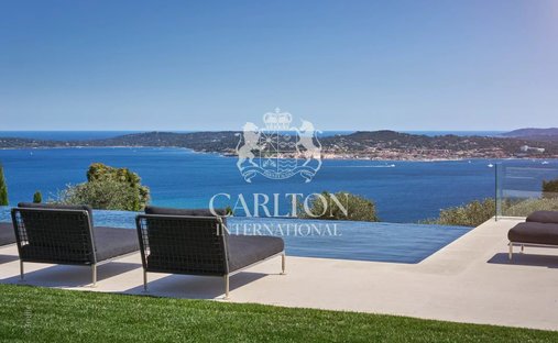 Villa in Grimaud, Provence-Alpes-Côte d'Azur, France 1