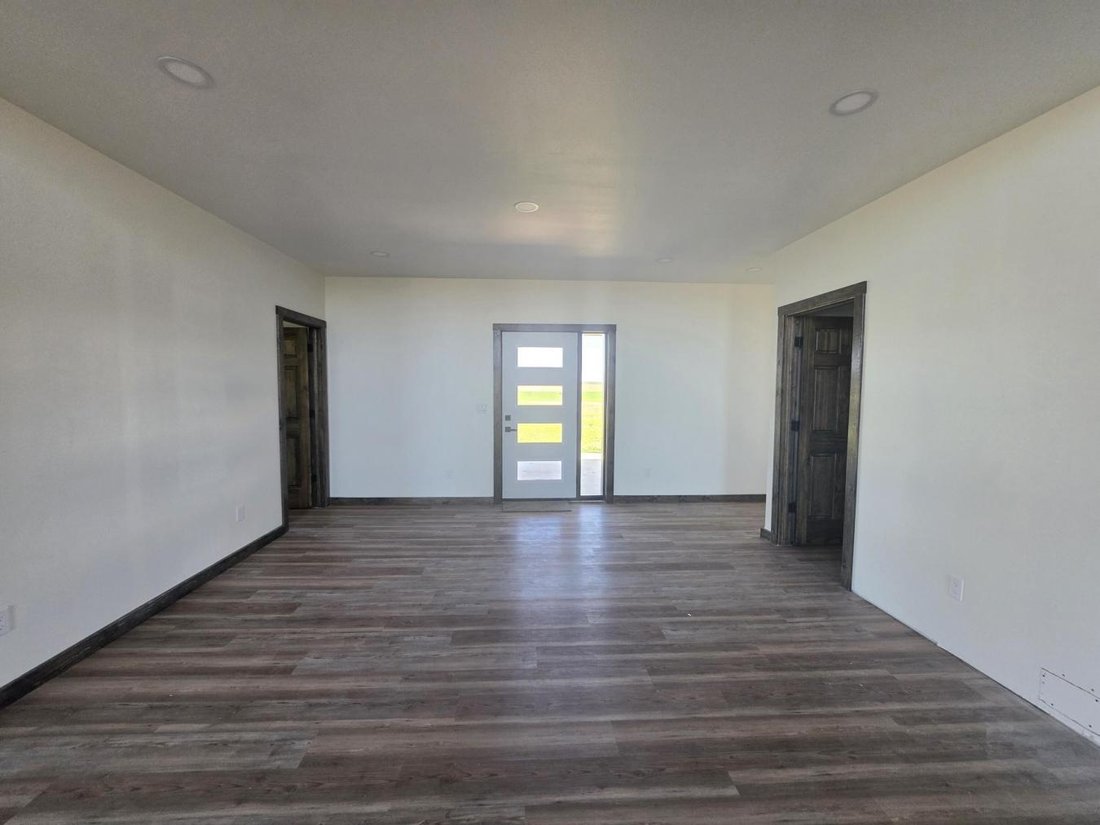 House in Aberdeen, South Dakota, United States 2 - 17982748