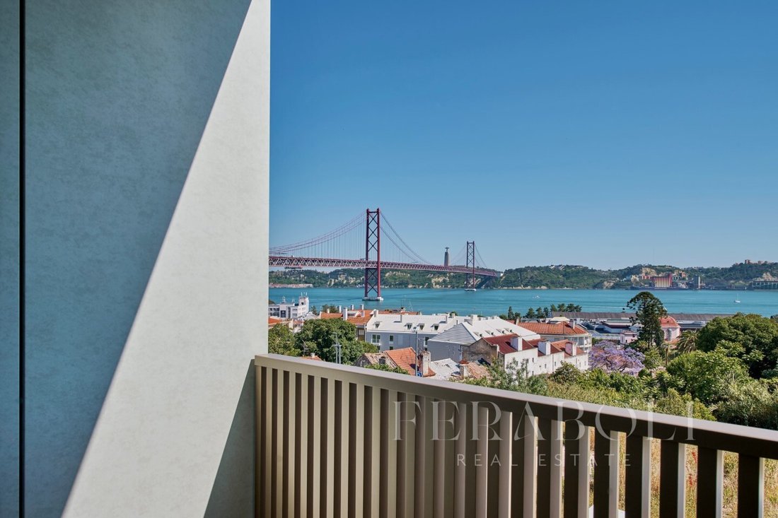 Townhouse in Alcantara, Lisbon, Portugal 1 - 17982914