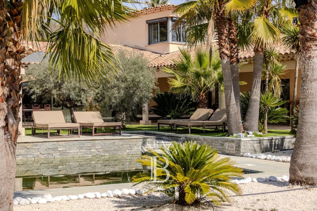 Estate in Ouest, Lorgues, France 5 - 15461816